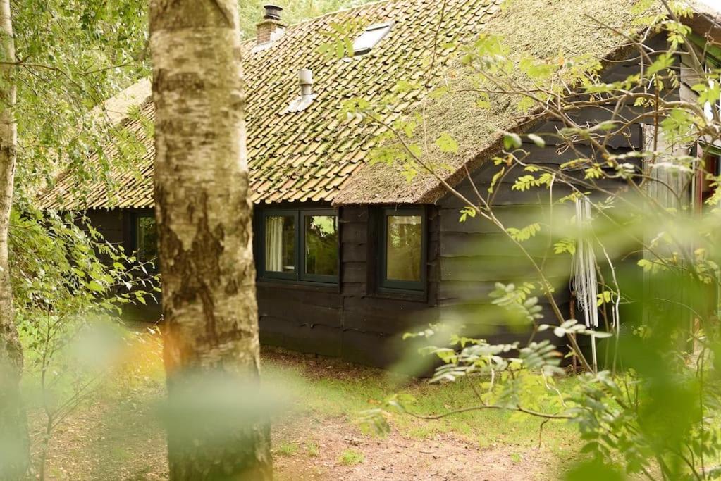 Prachtig Vrijstaand Familiehuis Op Groot Perceel Scherpenzeel  Bagian luar foto